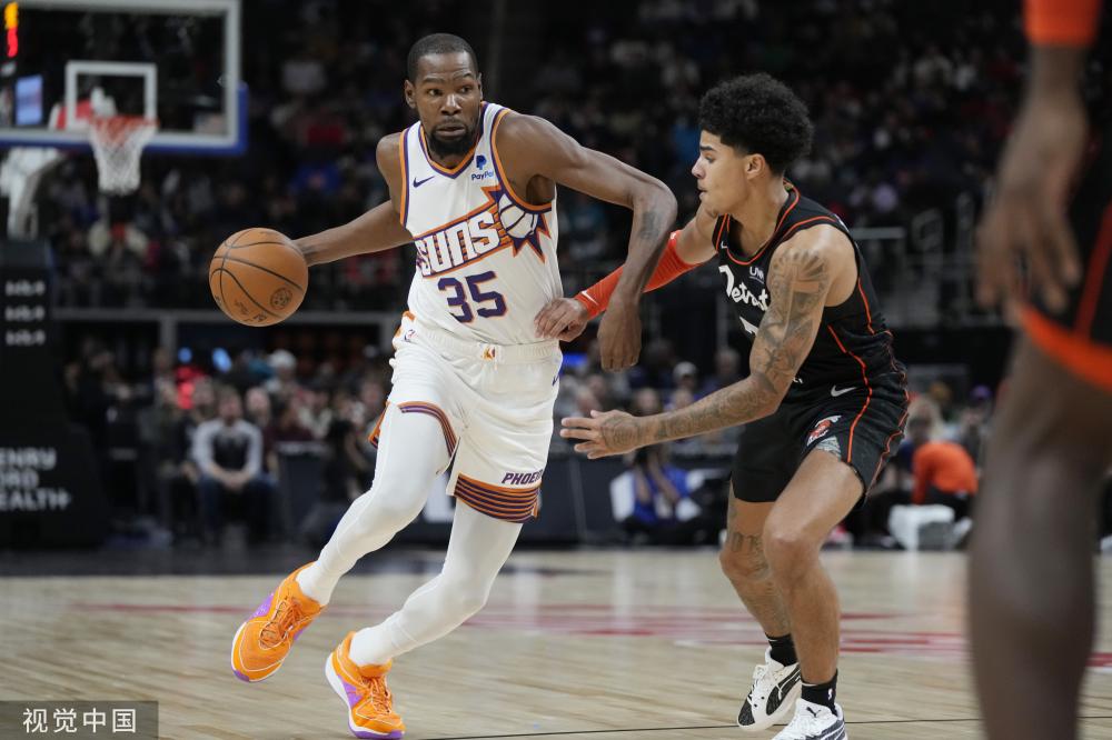 在同龄人中 在同龄人中