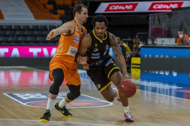 与战术风格 与战术风格