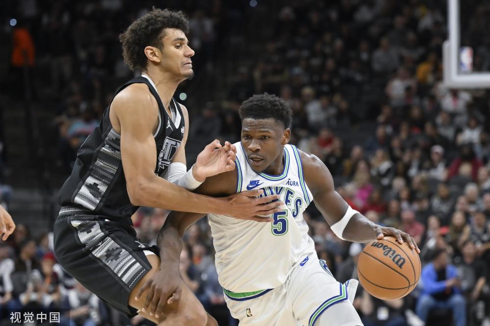 十五运U18女足资格赛：山东队首战6-0大胜新疆队.